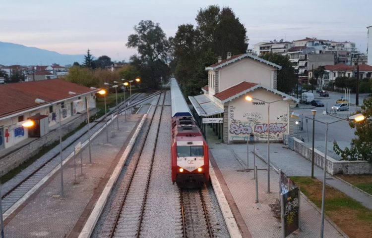 Στο ΕΣΠΑ η 2η φάση της ηλεκτροκίνησης-σηματοδότησης-τηλεδιοίκησης στη σιδηροδρομική γραμμή Παλαιοφάρσαλος-Καλαμπάκα