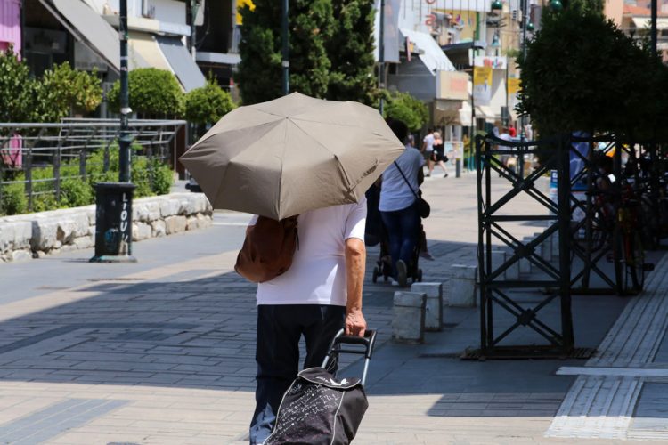 «Kοκκίνισαν» και …πήραν την πρωτιά τα Τρίκαλα! Ξεπέρασε τους 37°C η μέγιστη θερμοκρασία