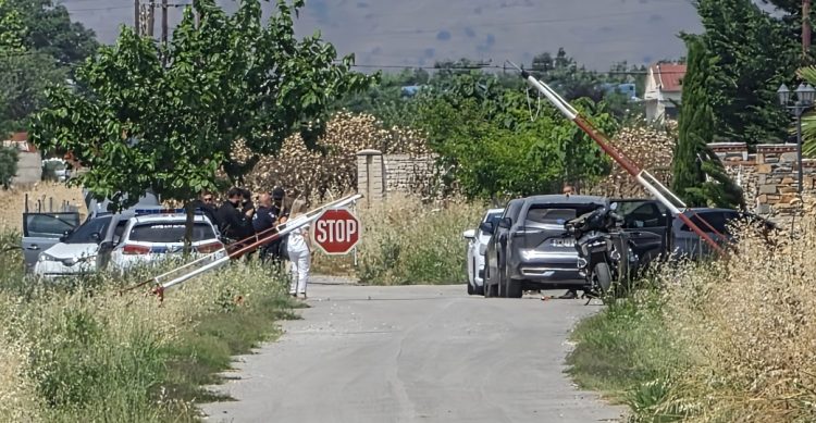 Βίντεο από την επιχείρηση της Αστυνομίας στα πολυτελή σπίτια της γνωστής οικογένειας Ρομά μετά τις νέες καταγγελίες για απάτες (φωτο)