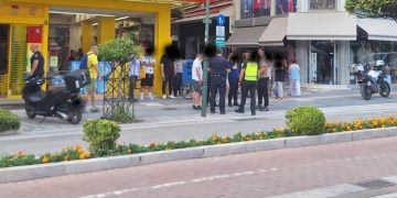 Δίκυκλο παρέσυρε μικρό παιδί – μεταφέρθηκε στο νοσοκομείο (φώτο)