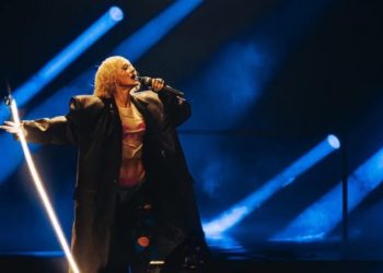 H Θεσσαλή που από την έδρα δασκάλας σε σχολείο βρέθηκε να βραβεύεται στα MAD (βίντεο)