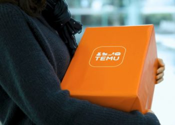 Δασμός €3 για αγορές από Temu, Shein και άλλες πλατφόρμες εκτός ΕΕ: Όλα όσα πρέπει να γνωρίζετε