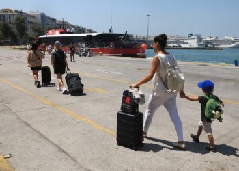 Ανατροπή με τον κοινωνικό τουρισμό ΔΥΠΑ: Ευκαιρία διακοπών με χιλιάδες νέα vouchers
