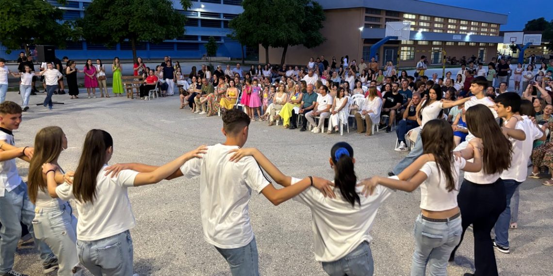 Αποχαιρέτησαν το σχολείο οι μαθητές του 5ου Γυμνασίου Τρικάλων