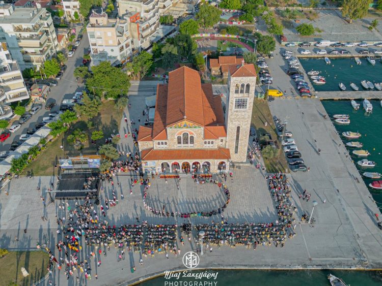 Εντυπωσιακό το 7ο Αντάμωμα Παραδοσιακών Χορευτικών Ομάδων Μαγνησίας [εναέριες εικόνες]