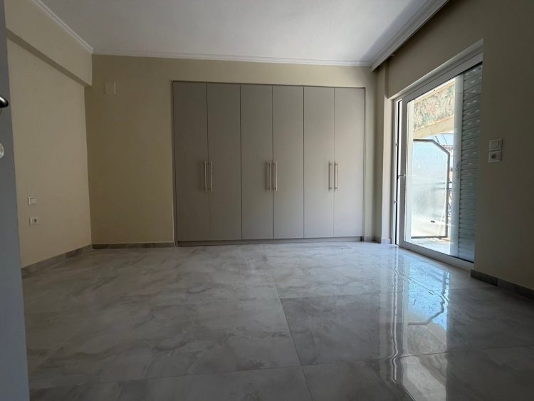 Ενοικιάζεται πλήρως ανακαινισμένο διαμέρισμα 56 τ.μ. στα Τρίκαλα