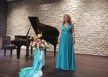 Καθηλωτικό το ρεσιτάλ πιάνου της Σίλλας Μόριτς Βορδώνη (ΦΩΤΟ)