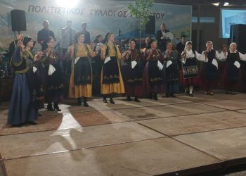 Ο Πυργετός Τρικάλων ανακάλεσε “μνήμες που τραγουδά η βρύση” και… σείστηκε από το παραδοσιακό γλέντι! (ΦΩΤΟ)