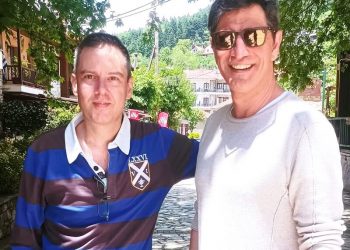 Στην Ελάτη ο Σάκης Ρουβάς | Τον… εντόπισαν οι δημοσιογραφικές κεραίες του Χάρη Μαντέλλου (ΦΩΤΟ)