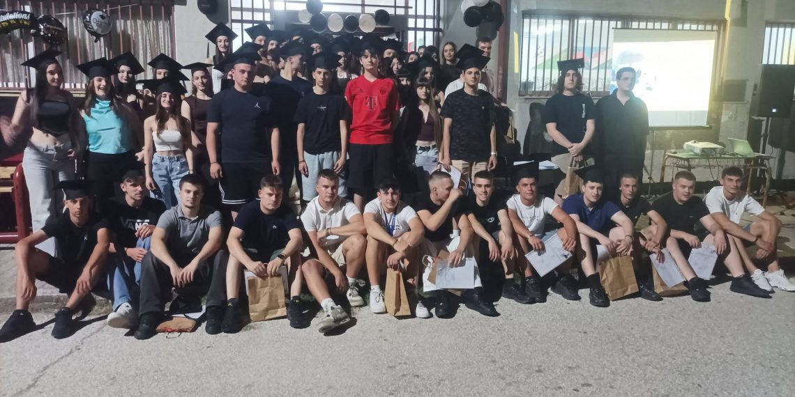 Συγκίνηση και χαμόγελα στην Τελετή Αποφοίτησης του 7ου ΓΕΛ