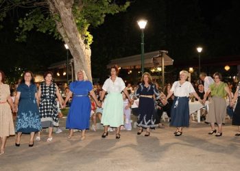 Επιτυχημένη η πολιτιστική εκδήλωση του Γυμναστικού Συλλόγου Δήμου Φαρκαδόνας – Τιμή στον αθλητισμό, την παράδοση και την προσφορά (ΦΩΤΟ – ΒΙΝΤΕΟ)