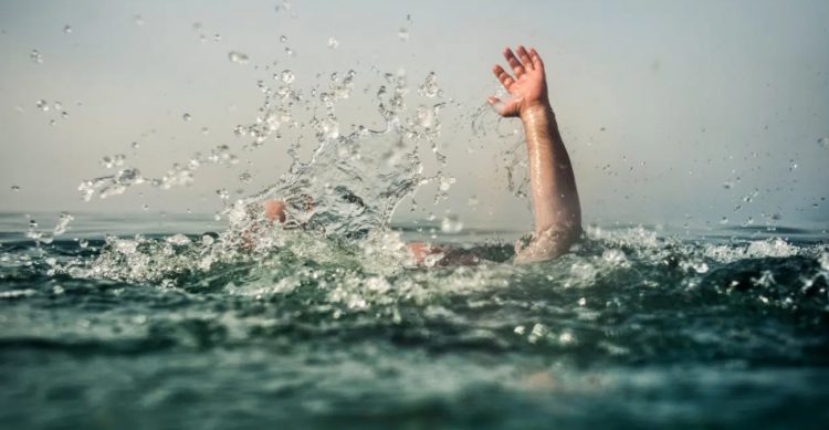 Θρίλερ στον Άναυρο Βόλου: Νεαρός απειλούσε να δώσει τέλος στη ζωή του – Αγωνιώδης επιχείρηση διάσωσης [εικόνες και βίντεο]