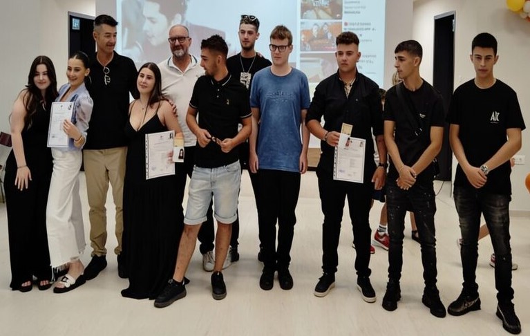 Μια βραδιά συγκίνησης, αναμνήσεων και ελπίδας στο  ΕΠΑ.Λ. Φαρκαδόνας (ΦΩΤΟ)