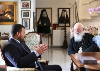 Λευτέρης Αβραμόπουλος: Από κοντά τα “Εις Έτη Πολλά” στον Αρχιεπίσκοπο Ιερώνυμο στο Χαλκούτσι – Το “ευχαριστώ” για την στήριξη του Κοινωνικού Παντοπωλείου