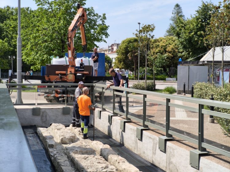 Δ. Τρικκαίων: Επίστρωση «ψηφίδων» για προστασία του αρχαιολογικού χώρου στην κεντρική πλατεία