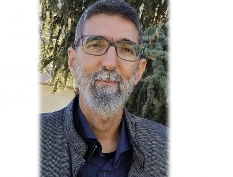 Θρήνος στα Τρίκαλα για το θάνατο του 48χρονου γεωπόνου – εκπαιδευτικού Χρήστου Παπαμάνθου