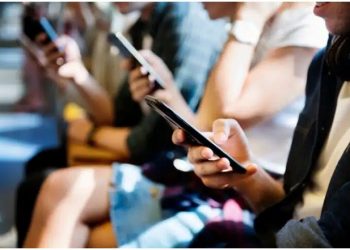 Έρχεται voucher για smartphone – Ποιοι δικαιούνται την επιδότηση