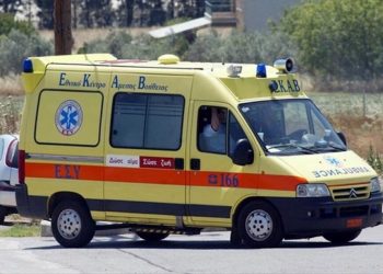 Άνδρας έπεσε από σκεπή στο Μεγαλοχώρι Τρικάλων
