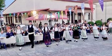 Φωτάδα Τρικάλων: Μεγάλη πανήγυρη της Παναγίας Οδηγήτριας σήμερα και αύριο με λιτανεία, παραδοσιακό γλέντι και προσφορά πρόβειου με μανέστρα