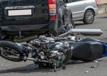 Τρίκαλα: Σοβαρό τροχαίο στο Δέλτα Λαρίσης – Μία τραυματίας για νοσηλεία στο ΓΝΤ