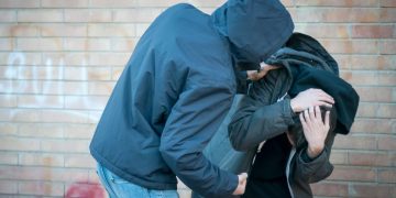 Εγκληματική ομάδα εκβίασε 13χρονο με τίμημα 370.000 ευρώ (!)