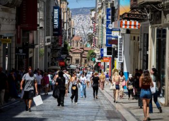 Θερινές εκπτώσεις 2026: Πότε ξεκινούν – Ποια Κυριακή θα είναι ανοιχτά τα καταστήματα