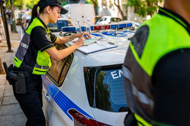 5.025 έλεγχοι οχημάτων από την αστυνομία το εορταστικό τετραήμερο στα Τρίκαλα και την Θεσσαλία