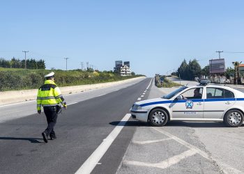 Τύρναβος: Αστυνομική επιχείρηση “έβγαλε” 5 συλλήψεις και 24 τροχονομικές παραβάσεις