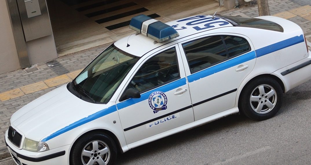 Αναστάτωση στο κέντρο της Καλαμπάκας – Νέα προσαγωγή άνδρα μετά από επιθετική συμπεριφορά