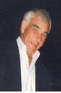 Απεβίωσε ο Απόστολος Παπαντωνίου