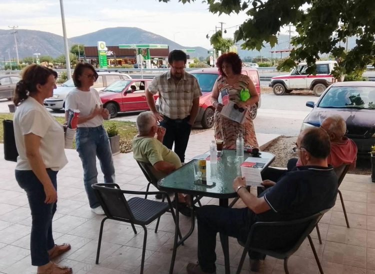 Περιοδεία του ΚΚΕ στα χαλαζόπληκτα χωριά της Φαρκαδόνας