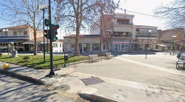 Η εταιρεία «ΟΜΗΡΟΣ» της οικογένειας Γιαννίτση δωρίζει στον Δ. Τρικκαίων την ανάπλαση της «πλατείας Δημήτρη Μητροπάνου»