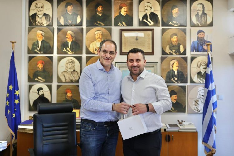 Γέφυρες συνεργασίας από τα Μετέωρα στον Ψηλορείτη – Συναντήσεις του Δημάρχου Μετεώρων Λ. Αβραμόπουλου με τους Δημάρχους Ανωγείων Σ. Κεφαλογιάννη και Μυλοποτάμου Γ. Κλάδο