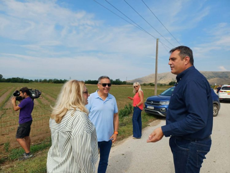 Χαλαζόπτωση: Κλιμάκιο του ΕΛΓΑ σε Ζάρκο, Φαρκαδόνα, Κεραμίδι και Βλοχό για τις μεγάλες ζημιές σε καλλιέργειες (ΦΩΤΟ)