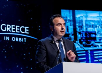Δ. Παπαστεργίου: Βάλαμε την Ελλάδα σε τροχιά – Κάνουμε το επόμενο μεγάλο βήμα στο διάστημα 