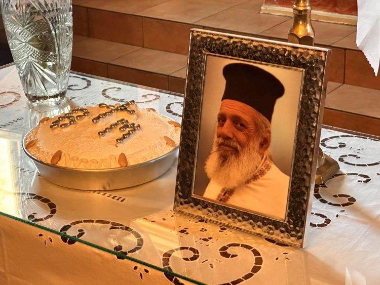 Συγκίνηση στο ετήσιο μνημόσυνο του αείμηνηστου εφημερίου των Γεωργανάδων, π. Βασιλείου, “ενός μικρού αποστόλου της τοπικής μας Εκκλησίας” (ΕΙΚΟΝΕΣ)