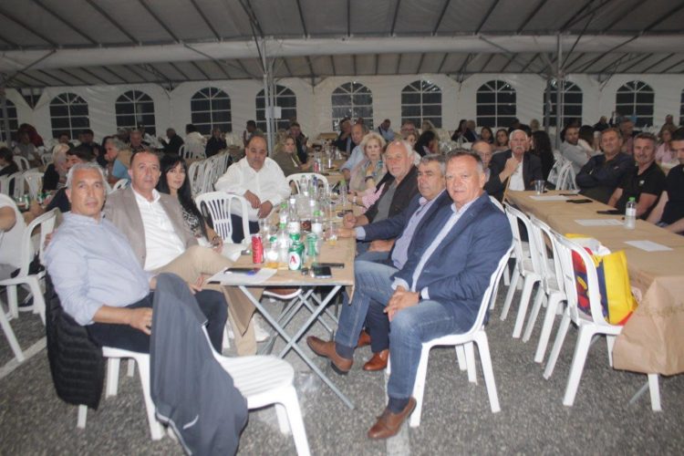 Στο παραδοσιακό πάρτι νεολαίας στο Περτούλι ο Κώστας Μαράβας