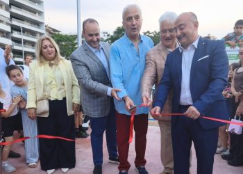 Με συνοδό τη ζωντάνια των παιδιών, εγκαινιάστηκε το κόσμημα των Τρικάλων, η “Πλατεία Στέργιου και Ζωής Σαράντη”