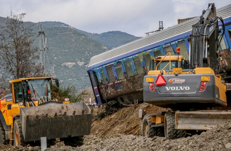 Διαχειριστικός έλεγχος στην Περιφέρεια Θεσσαλίας για την χρηματοδότηση του μπαζώματος στο χώρο του δυστυχήματος