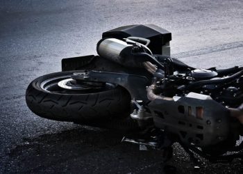 27χρονος μοτοσικλετιστής τραυματίστηκε σε τροχαίο στην σήραγγα Μεσοχώρας (ΦΩΤΟ)