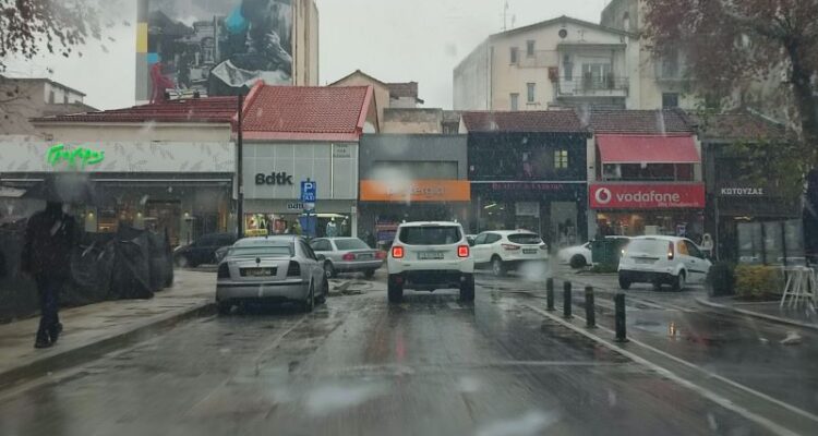 Τακούδης: Ισχυρές βροχές το απόγευμα σε Τρίκαλα, Ελασσόνα – Δροσερό καλοκαίρι μέχρι 10 Ιουλίου