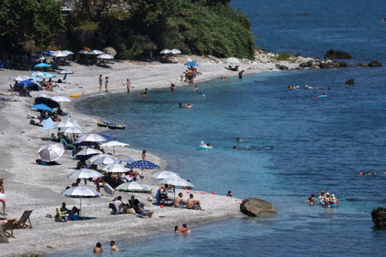 «Καμίνι» από σήμερα η Θεσσαλία – Πού θα φτάσει ο υδράργυρος