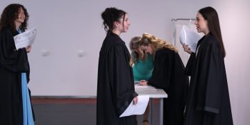 Ορκίστηκαν οι νέοι απόφοιτοι της Ιατρικής του Πανεπιστημίου Θεσσαλίας (φωτ.)