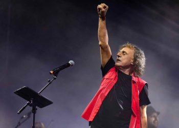 Ο Βασίλης Παπακωνσταντίνου στην Ιτέα Καρδίτσας απόψε σε δωρεάν συναυλία
