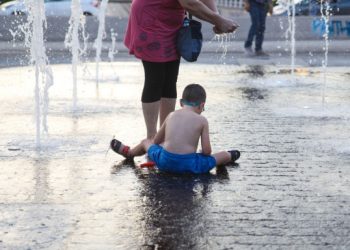 Καιρός – Αρναούτογλου: Πολύ τοπικά 40άρια και μετά ανατροπή – Μέχρι πότε θα έχει ζέστη