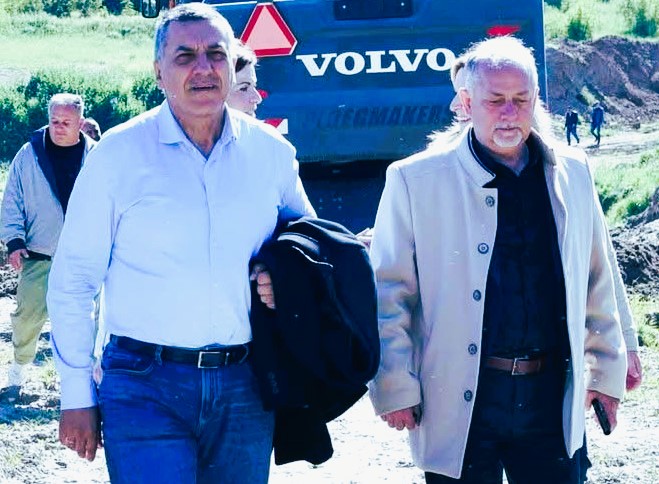 Παράταξη Δ. Κουρέτα: Νέα αποχώρηση με σκληρές αιχμές – Τι αναφέρει στην δήλωση ανεξαρτητοποίησης ο Βασίλης Σίμος