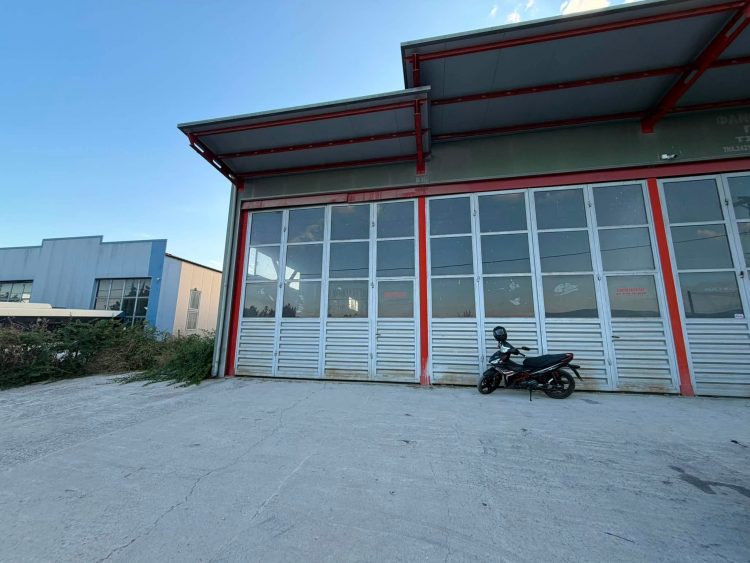 Μεγαλοχώρι Τρικάλων: Ενοικιάζεται ισόγεια αποθήκη 200 τ.μ. κατάλληλη για ποικίλες επαγγελματικές χρήσεις (ΦΩΤΟ)