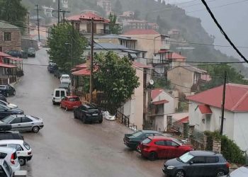 Δυνατή βροχόπτωση στο Γαρδίκι Τρικάλων και αισθητή πτώση της θερμοκρασίας (ΦΩΤΟ – ΒΙΝΤΕΟ)