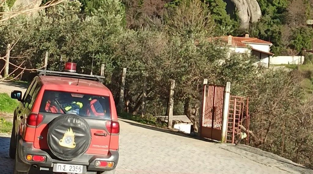 Τραυματισμός τουρίστριας στο μονοπάτι της Αγίας Τριάδας στα Μετέωρα – Επέμβαση της Πυροσβεστικής