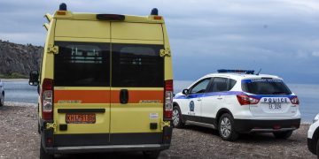 Τραγωδία σε παραλία του Βόλου: Ηλικιωμένη γυναίκα ανασύρθηκε χωρίς τις αισθήσεις της, κατέληξε στο Νοσοκομείο